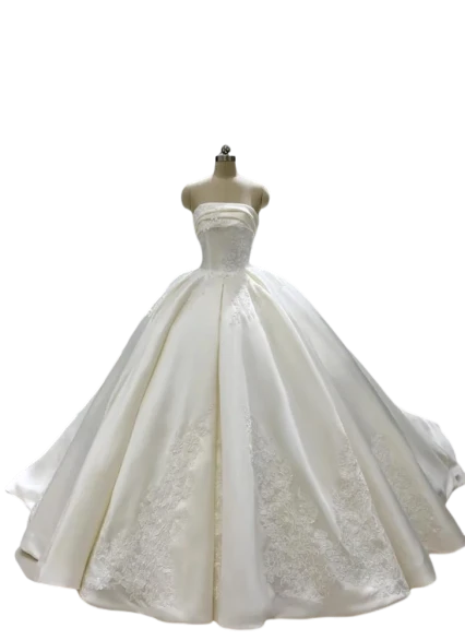 فستان زفاف على طراز الجمال